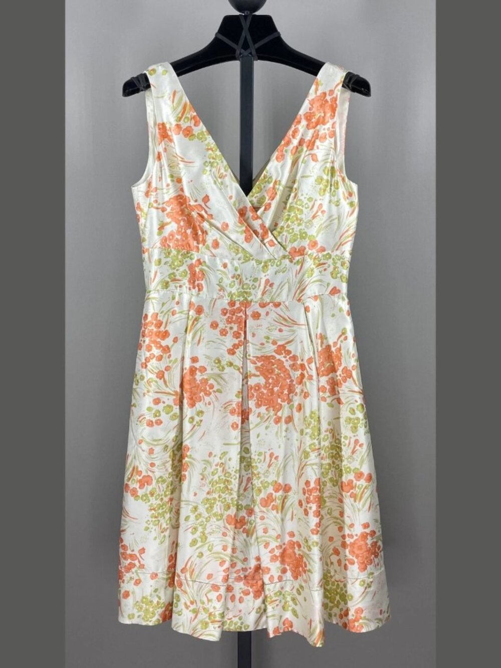 Talbots Silk Floral Fit and Flare Box Pleated Dress Womens Size 4P Orange Ivory